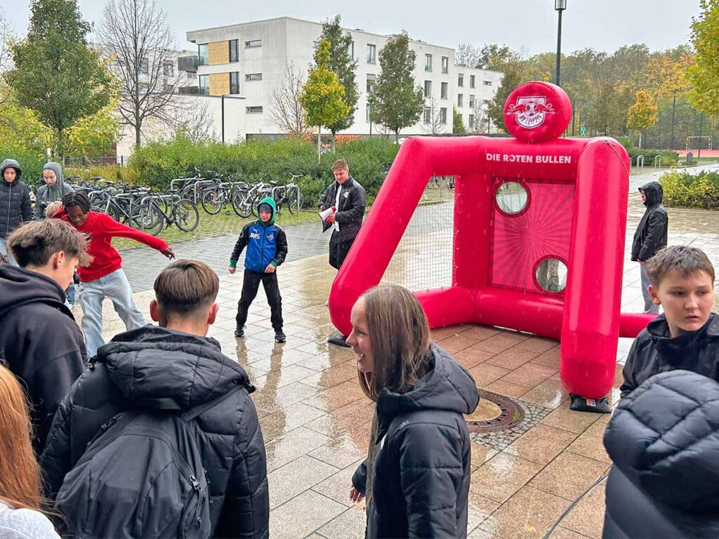 RBL-Pausenchallenge: Stark gekämpft trotz Dauerregen!