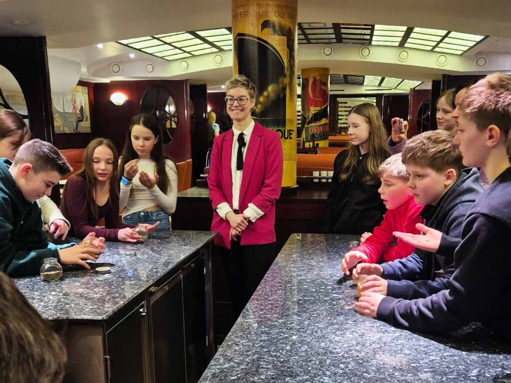 Check-in für die Zukunft: Klasse 7a erkundet das Seaside Park Hotel